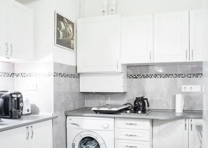 Classic Gem Albergue *